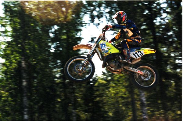 Sipoo 1995 junnu SM 125 Mika Ahola liitelee voittoon